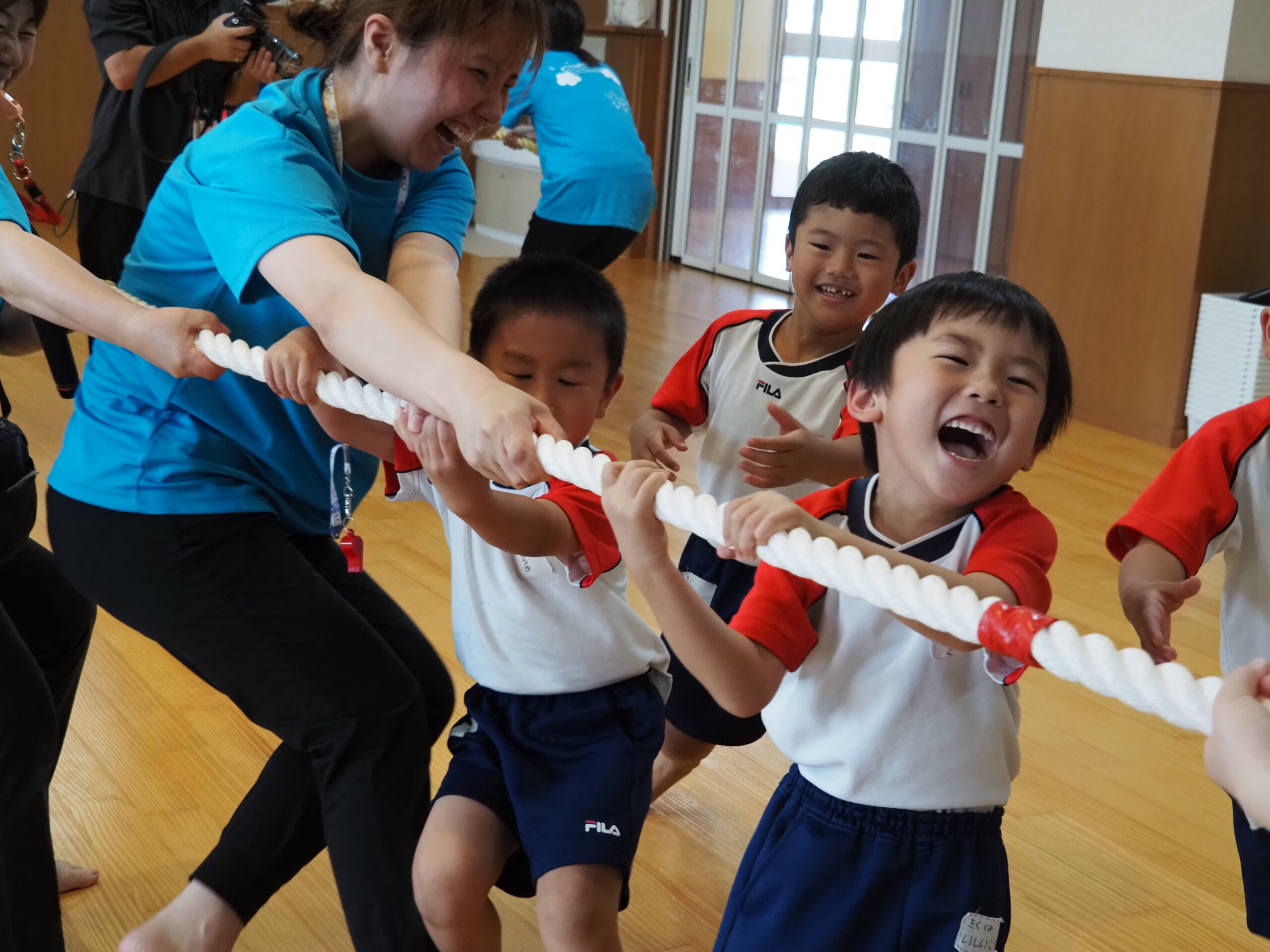 だれとでも仲よく遊べる